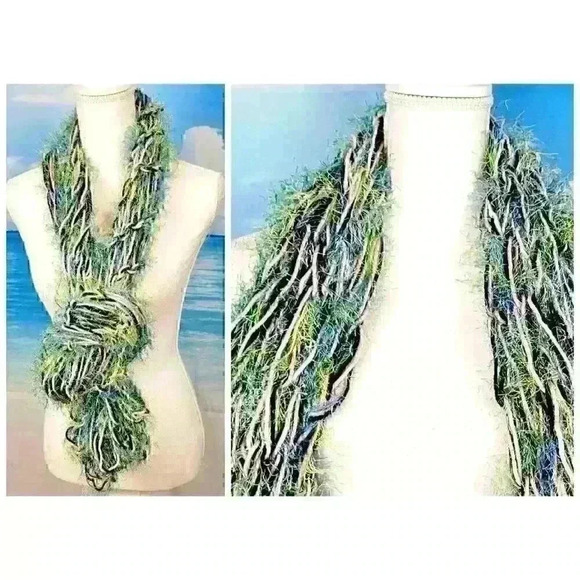 MULTI COLOR Infinity Scarf HANDMADE Open Weave FUZZY YARN Shoulder Neck Cover - Picture 1 of 11